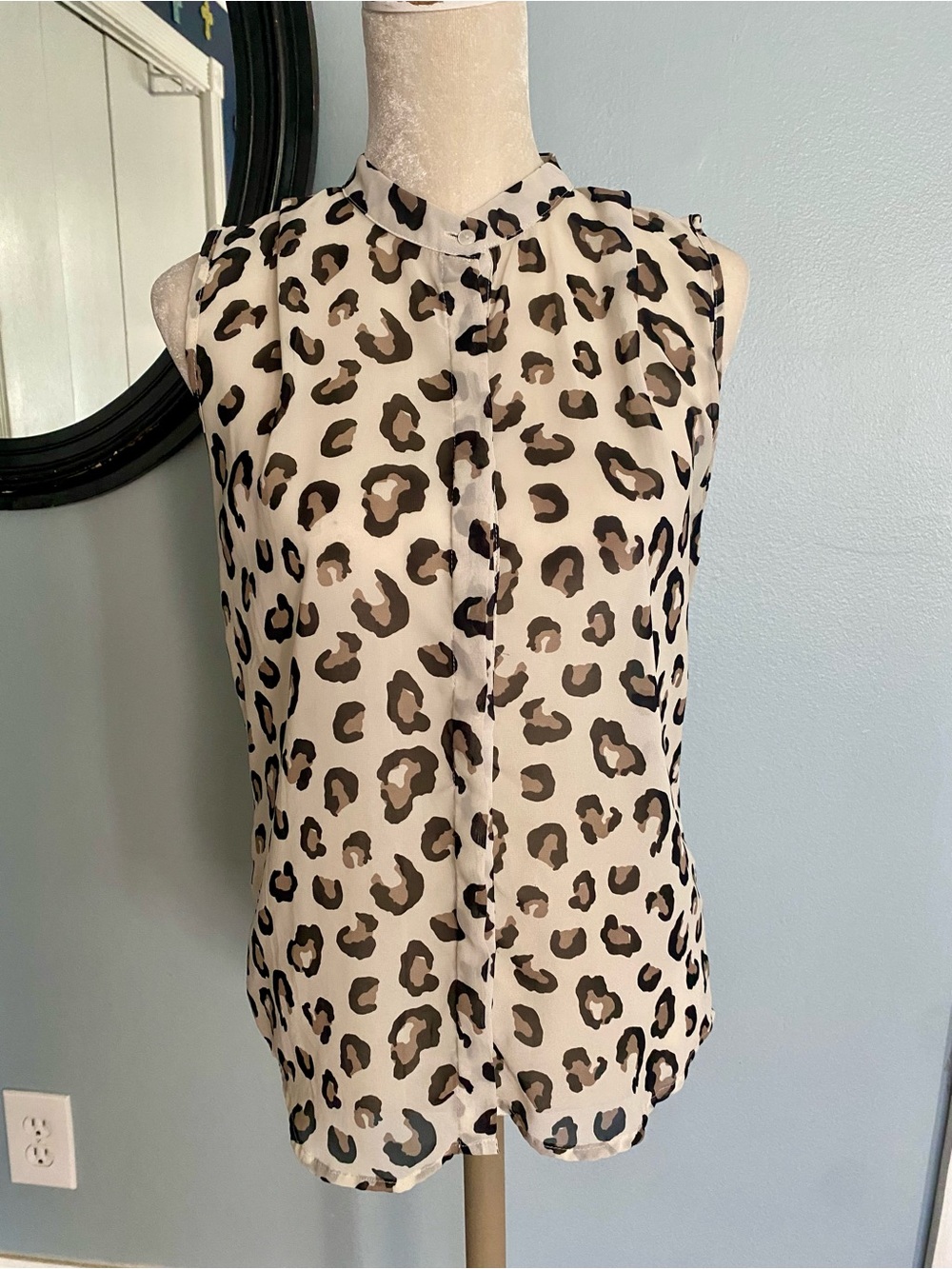 Aina Be Sleeveless Leopard-Print Blouse in Beige and Brown